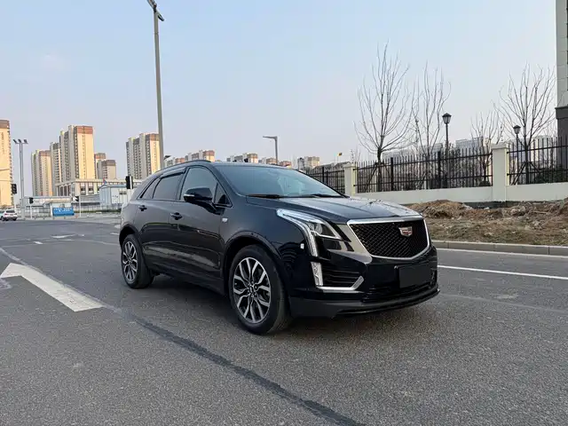 CADILLAC XT5