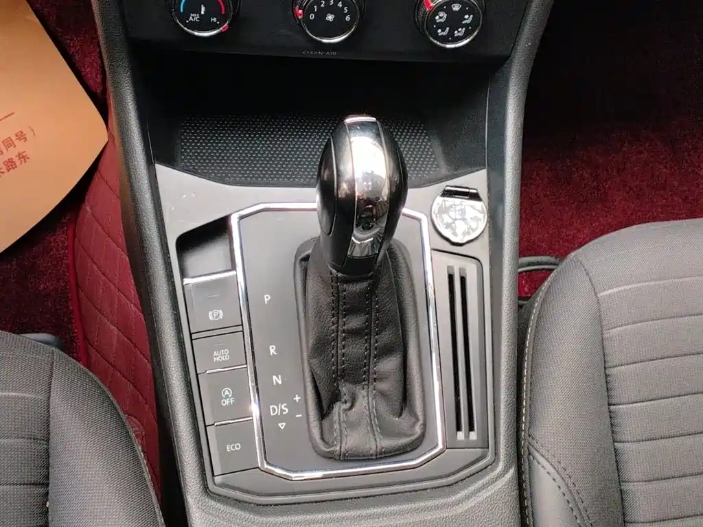 Volkswagen Lavida 2022 280TSI DSG Comfort Edition фото 17