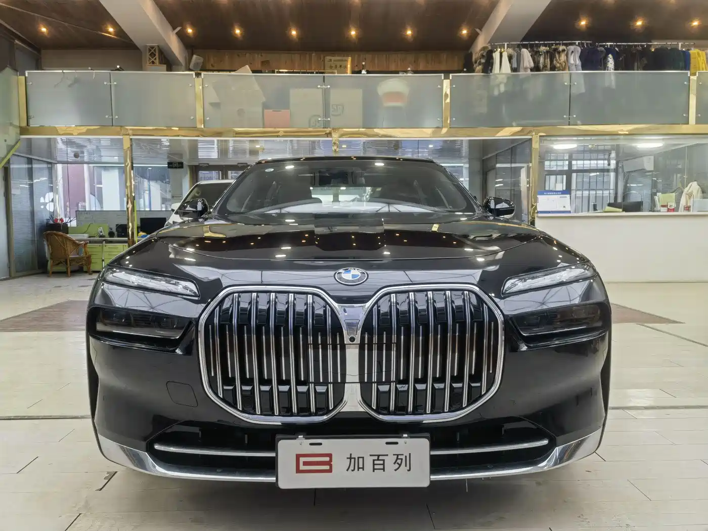 BMW 7-SERIES