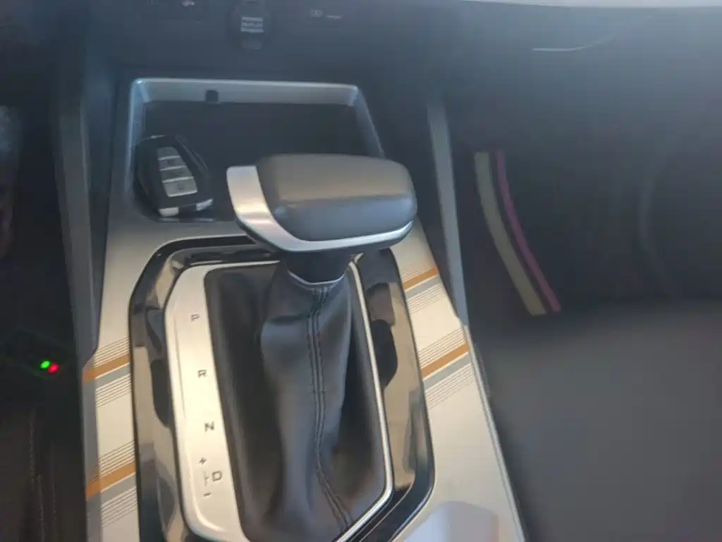 Geely Emgrand L 2022 2022 1.4T CVT Flagship