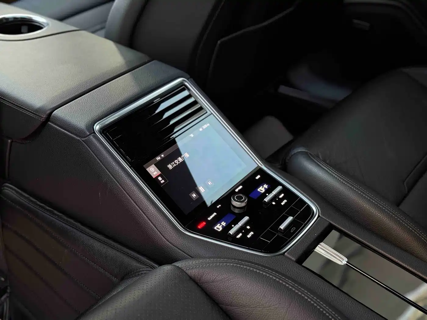 Porsche Panamera 2021 Model Panamera 2.9T фото 8