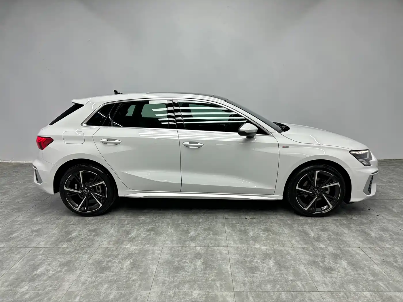 Audi A3 2024 Model Sportback 35 TFSI Fashion Sport фото 9