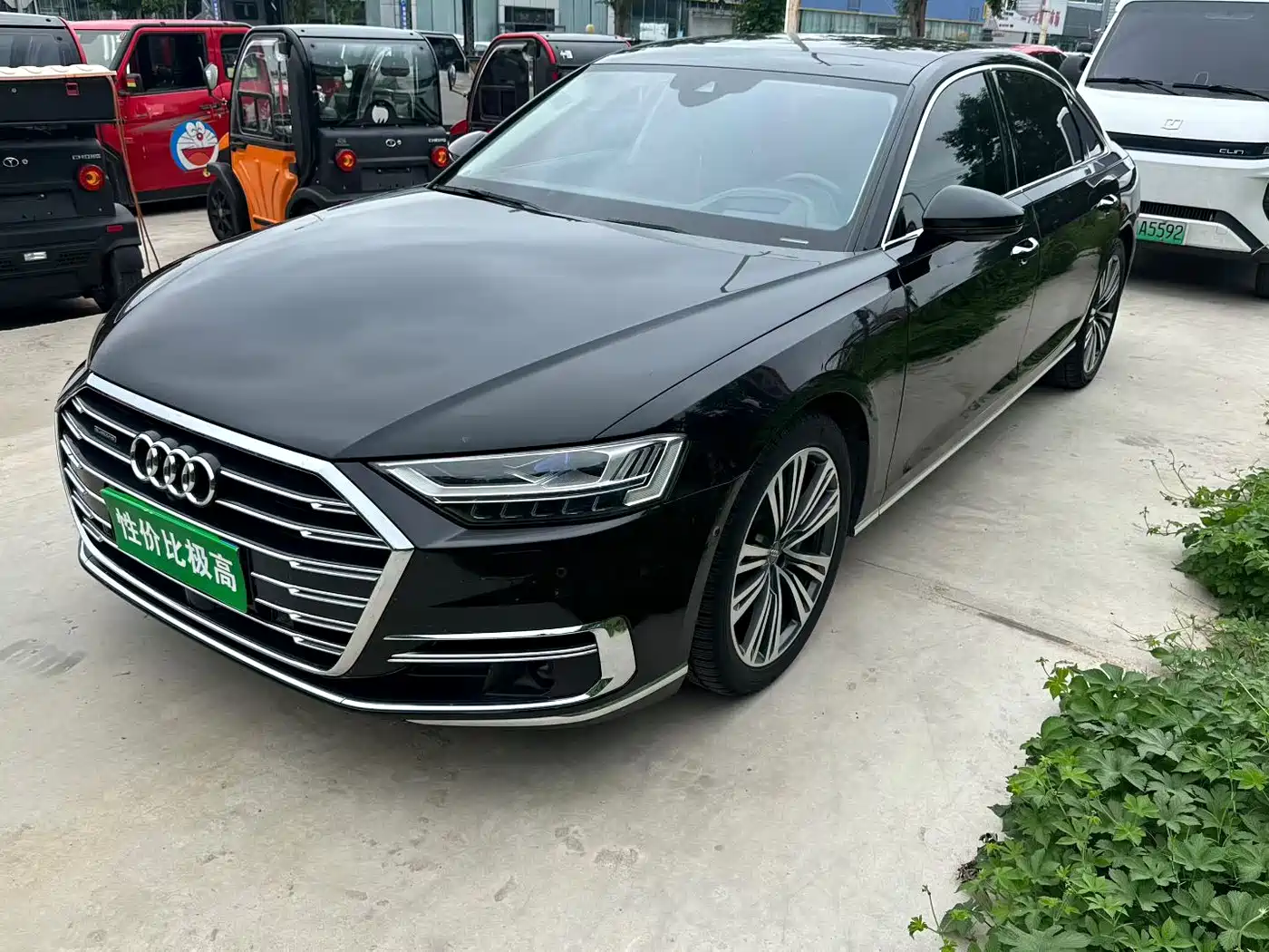 Photo 1 - Audi A8