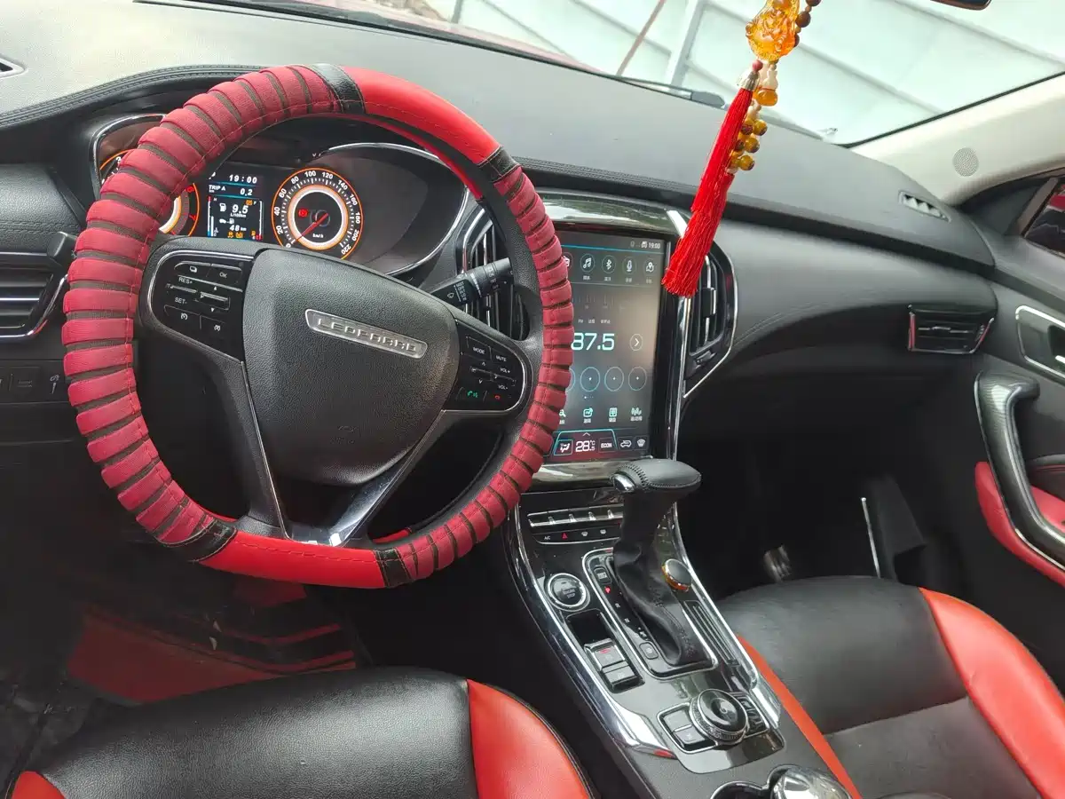 Leopaard CS9 2017 2017 1.5L CVT Comfort