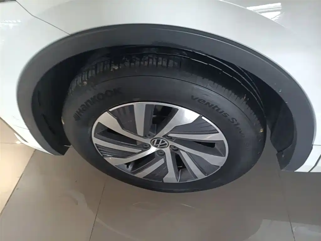 Volkswagen Tiguan L PHEV 2023 430PHEV Plug-in Hybrid Premium фото 23