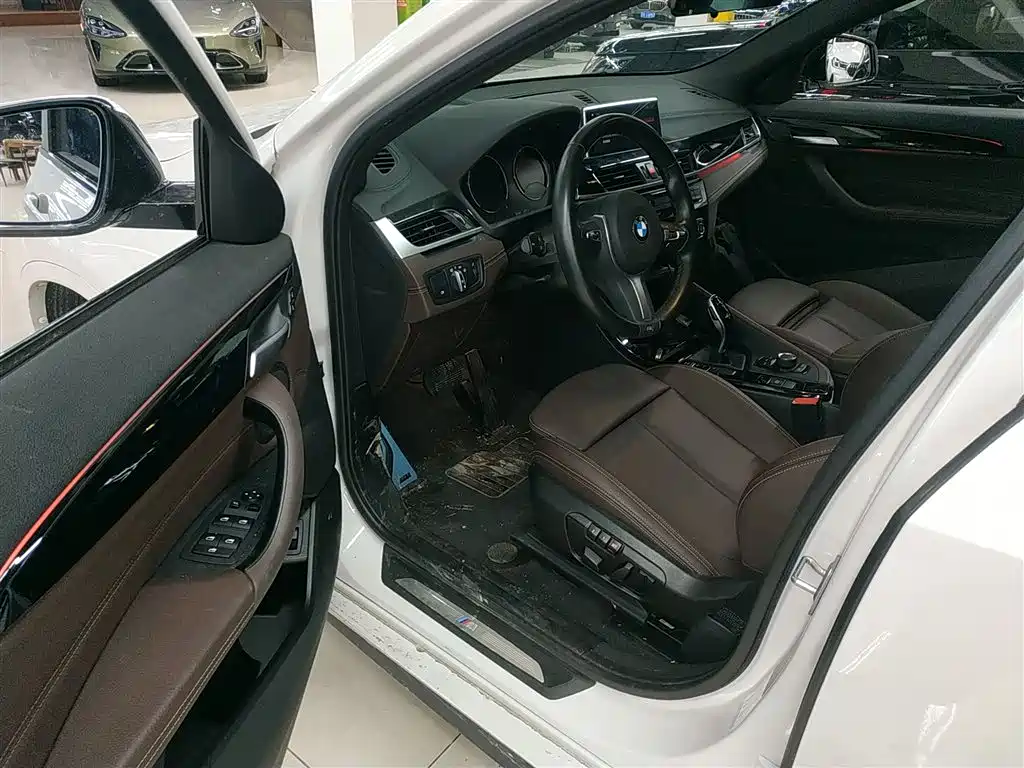 BMW X2 2020 sDrive25i Leading M Sport Package фото 12