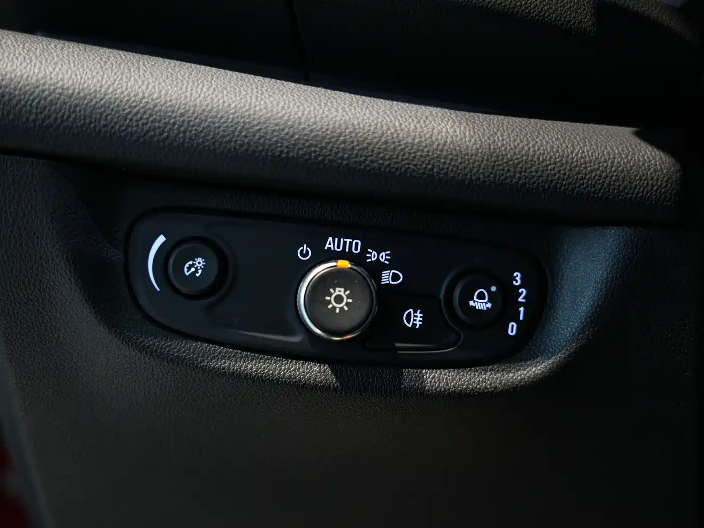 Buick Regal 2019 20T Elite China VI фото 11