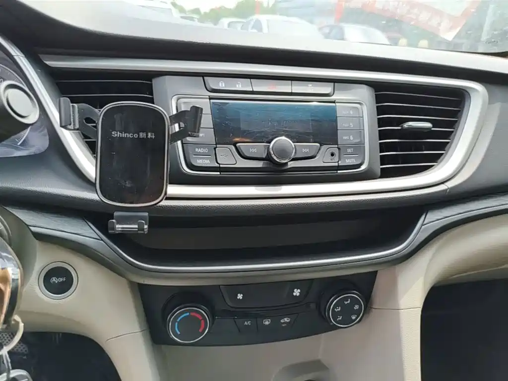 Buick Excelle 2017 15N Automatic Elite фото 13