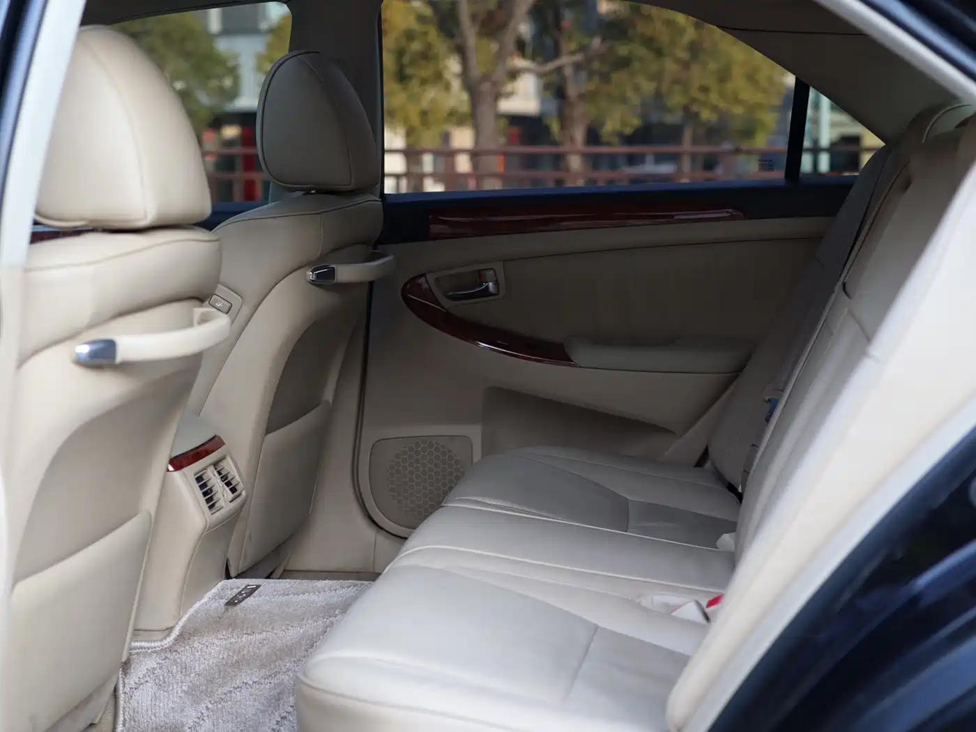 Toyota Crown 2008 2.5L 5th Anniversary Edition фото 28