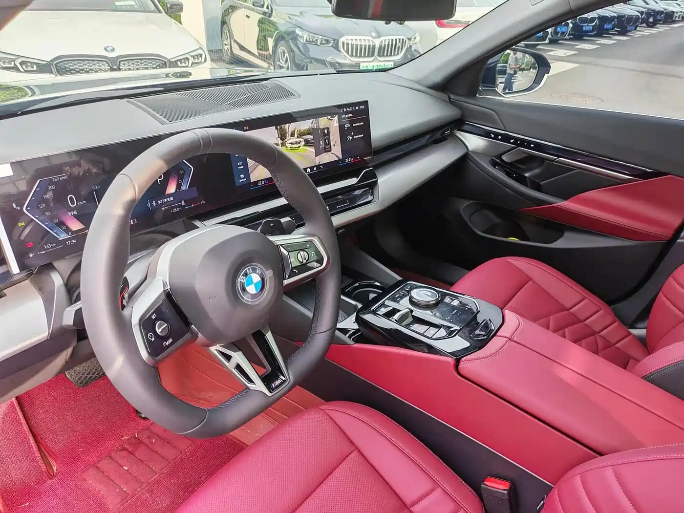 BMW 5 Series 2026 2025 525Li Luxury Package