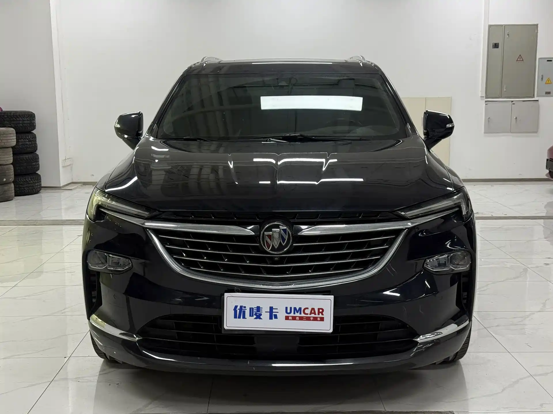Photo 2 - Buick Enclave