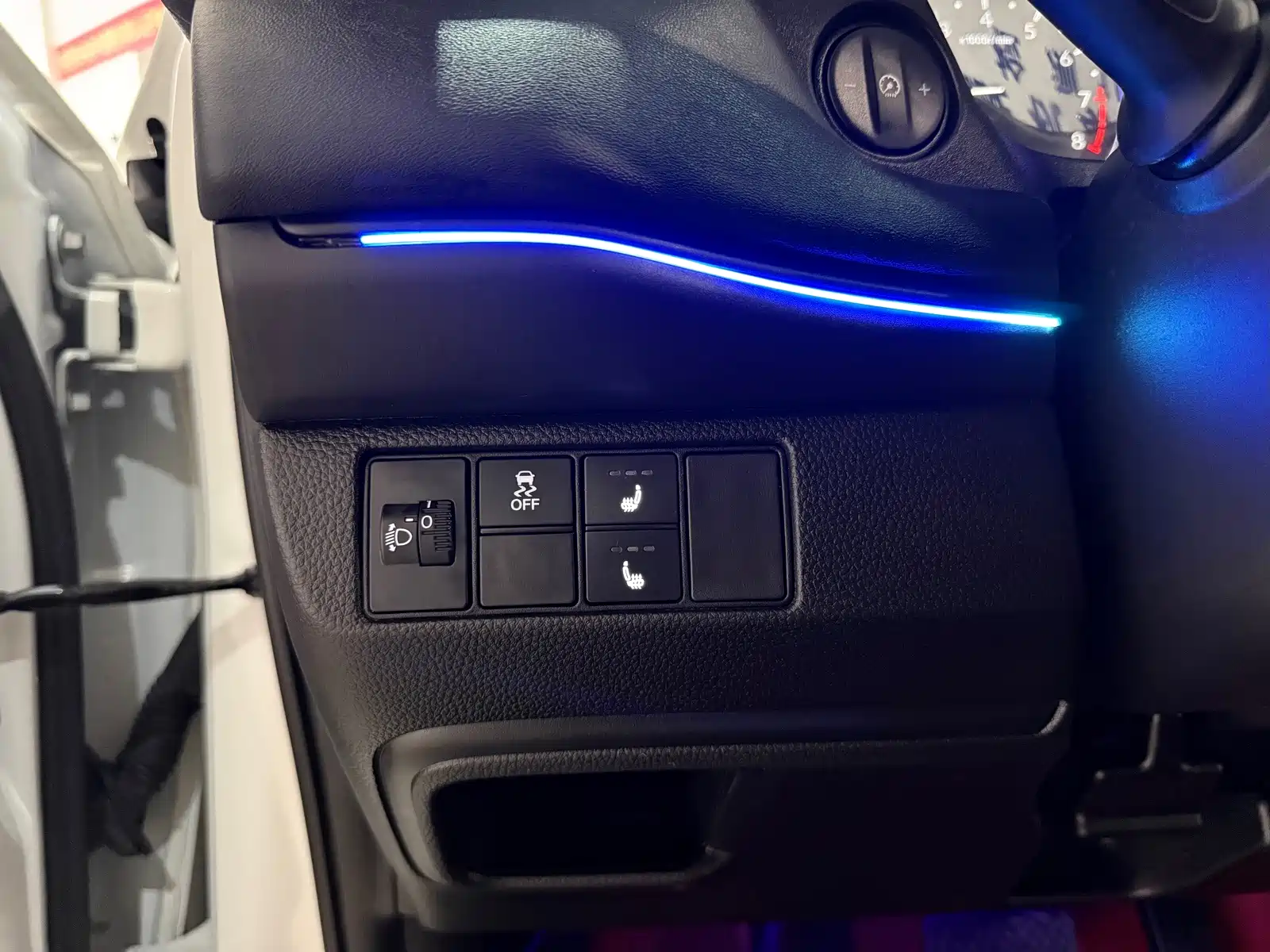 Photo 17 - Honda Vezel
