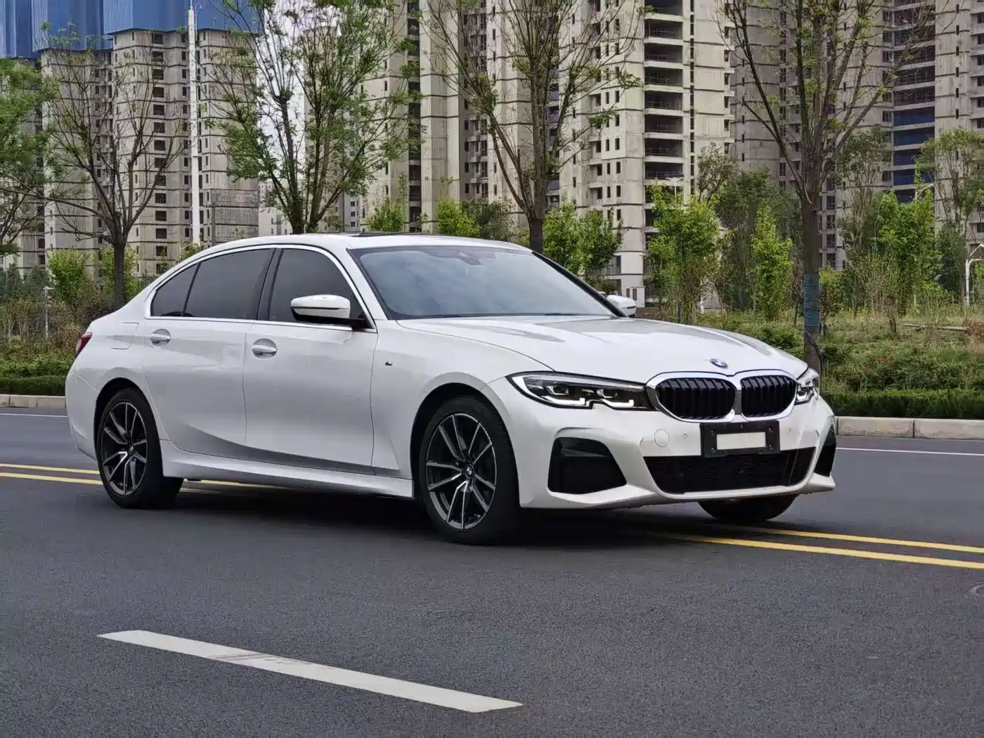 BMW 3 Series 2022 325i M Sport Package фото 2