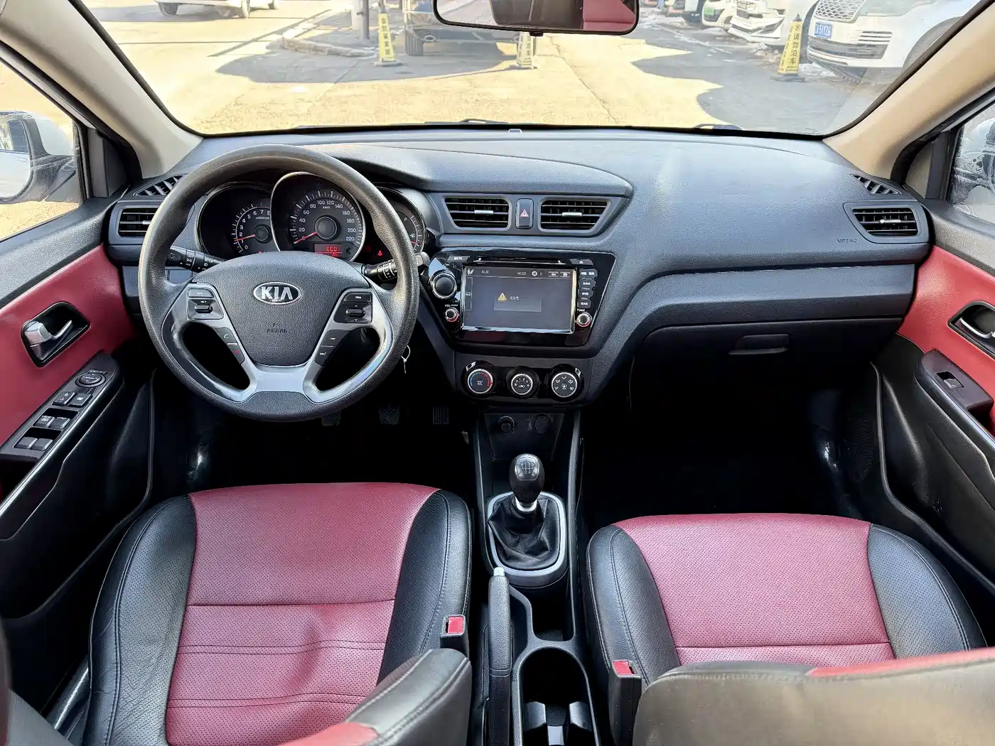 Kia K2 2015 Hatchback 1.4L MT GLS Cool Edition фото 5