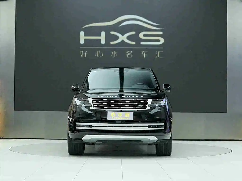 Land Rover Range Rover 2025 3.0 L6 400PS Genesis Extended Wheelbase фото 2