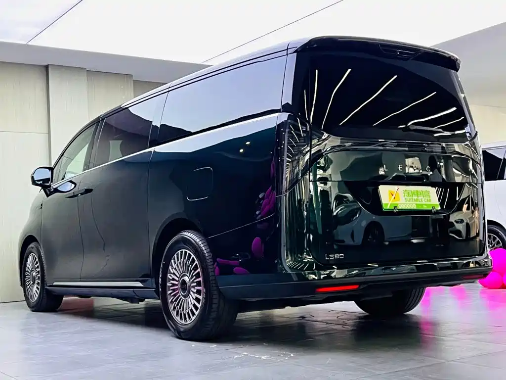 Geely Galaxy Yizhen L380 2025 2025 Model 805km Flagship Edition AWD