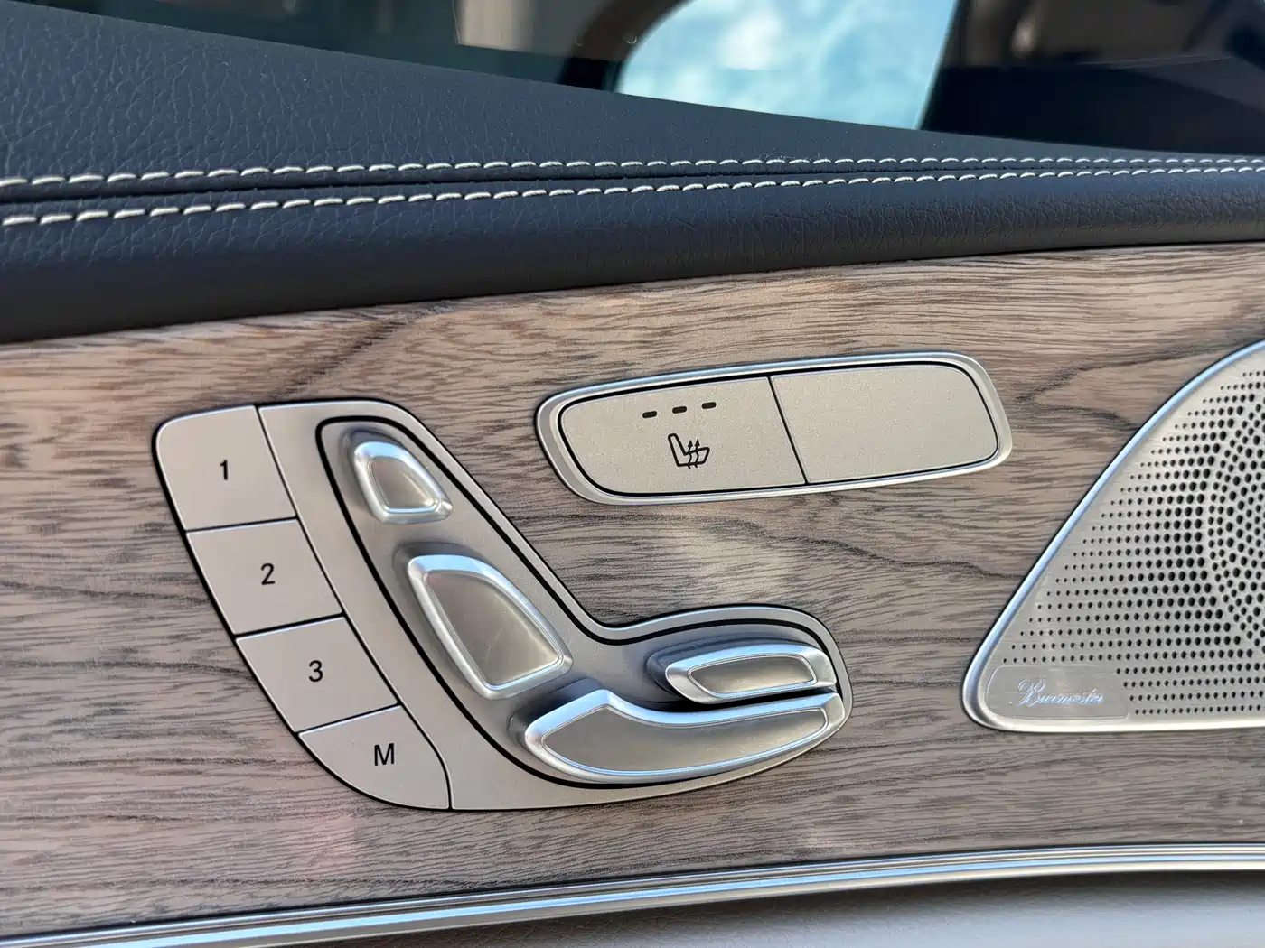 Mercedes-Benz CLS 2022 CLS 300 Luxury фото 14