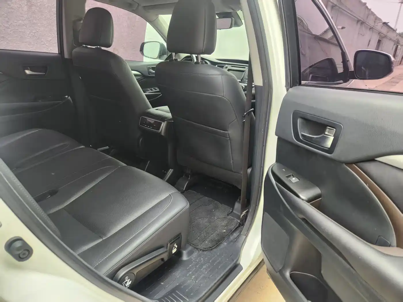 Toyota Highlander 2018 2.0T 4WD Luxury 7-seater (China V) фото 5