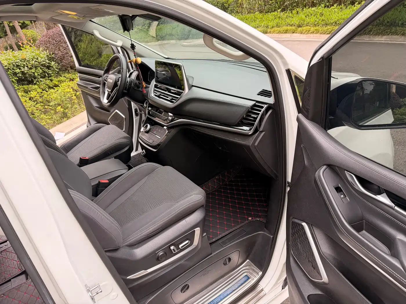 SAIC Maxus Maxus G20 2021 PLUS 2.0T Diesel Automatic Luxury Edition фото 31