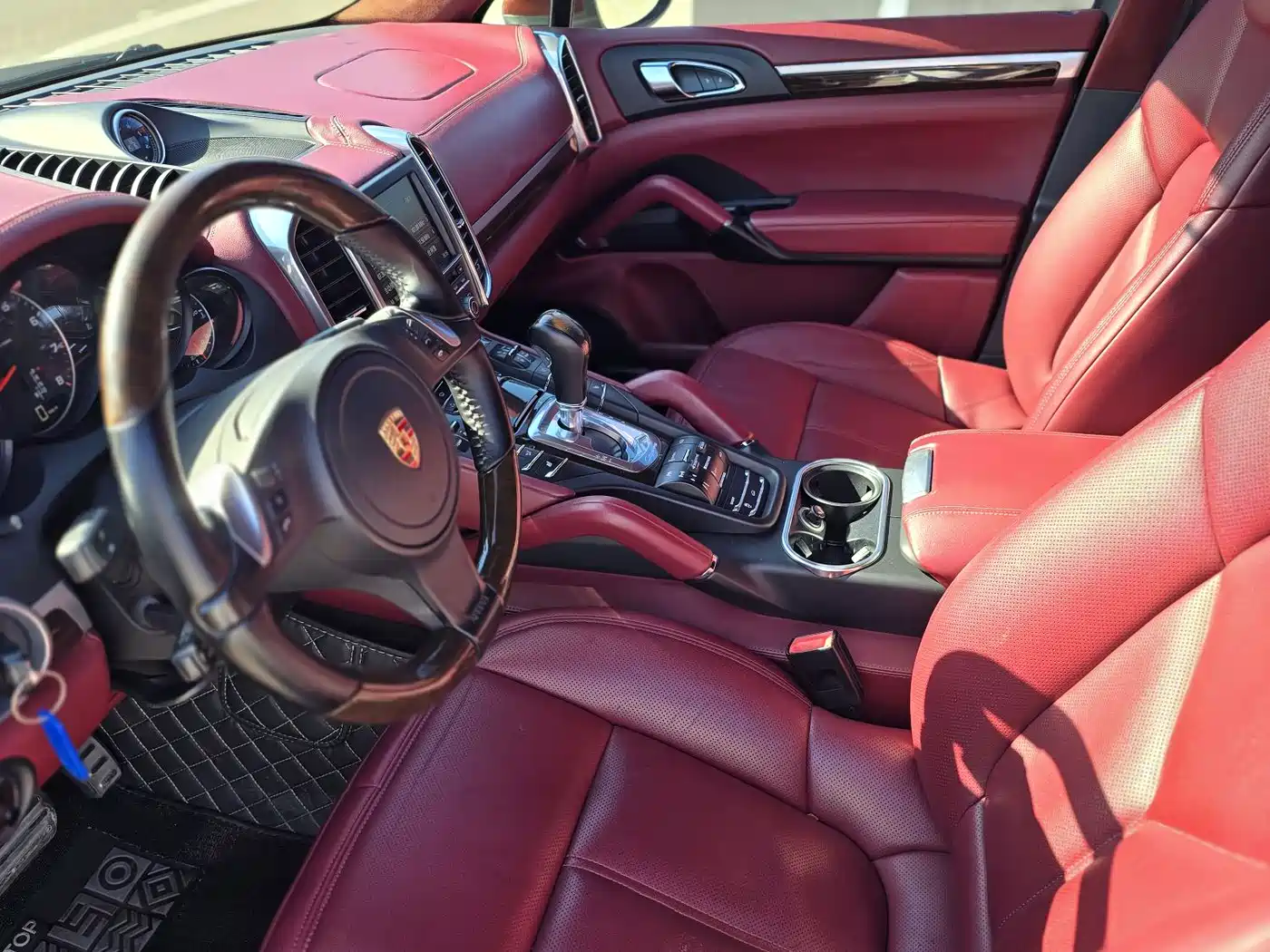 Porsche Cayenne 2014 Cayenne Platinum Edition 3.0T фото 10