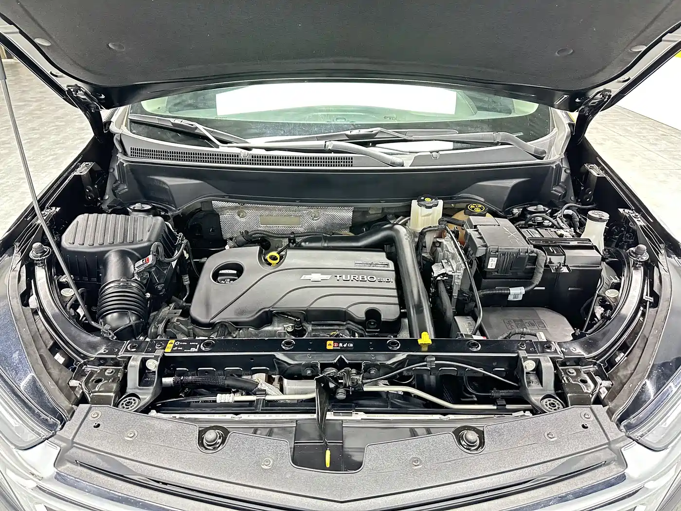 Chevrolet Equinox 2022 535T Control Edition фото 15