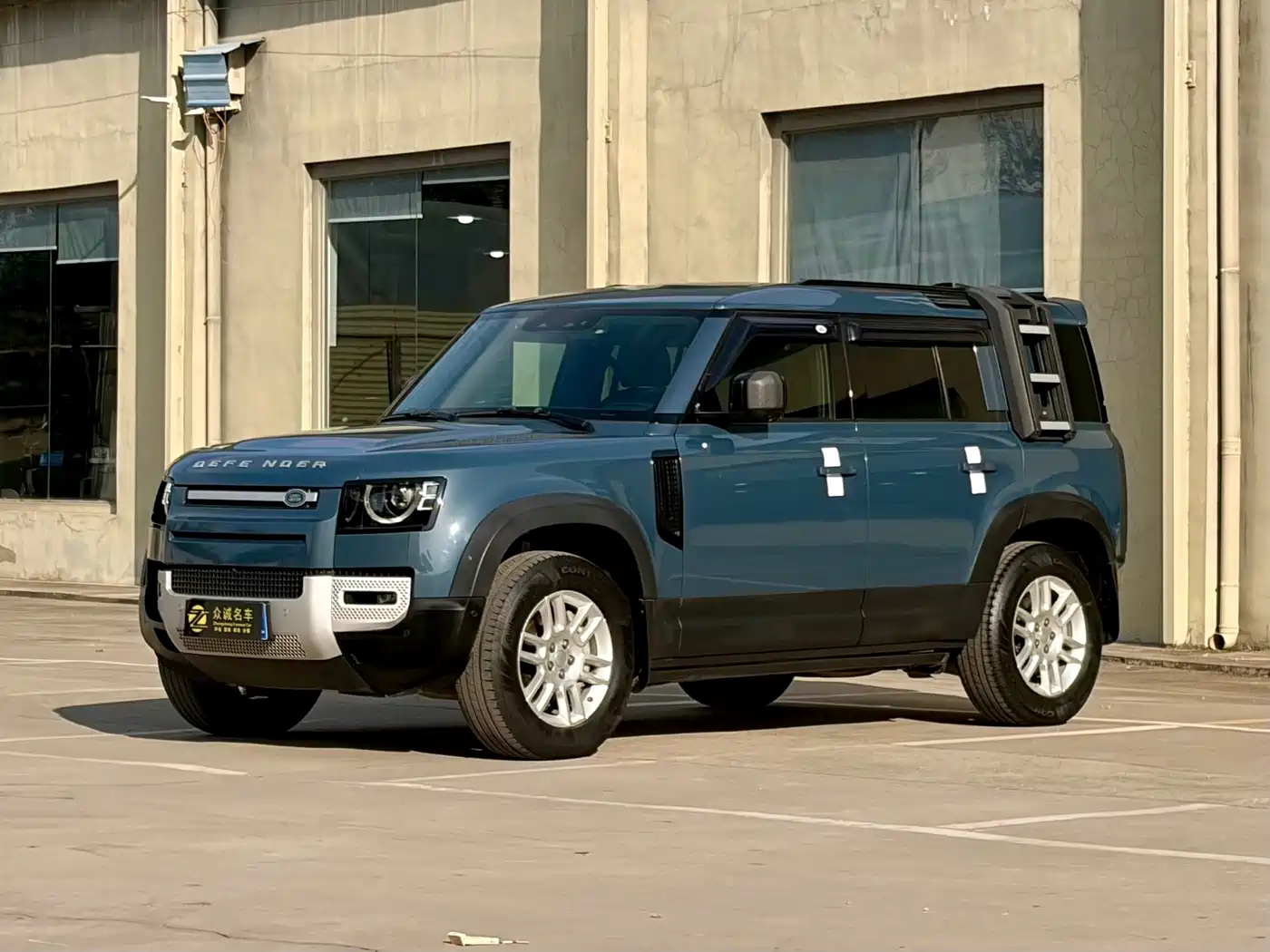 Land Rover Defender 2020 Model 110 P400 SE