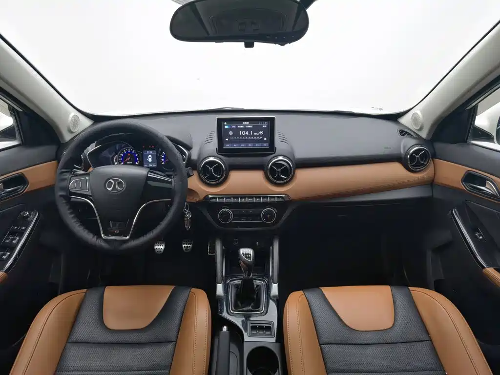 BAIC Senova X35 2017 2016 1.5L Manual Luxury Edition