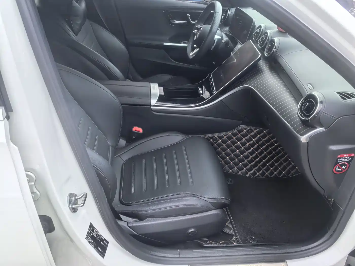 Mercedes-Benz C-Class 2023 C 200 L Sport фото 5