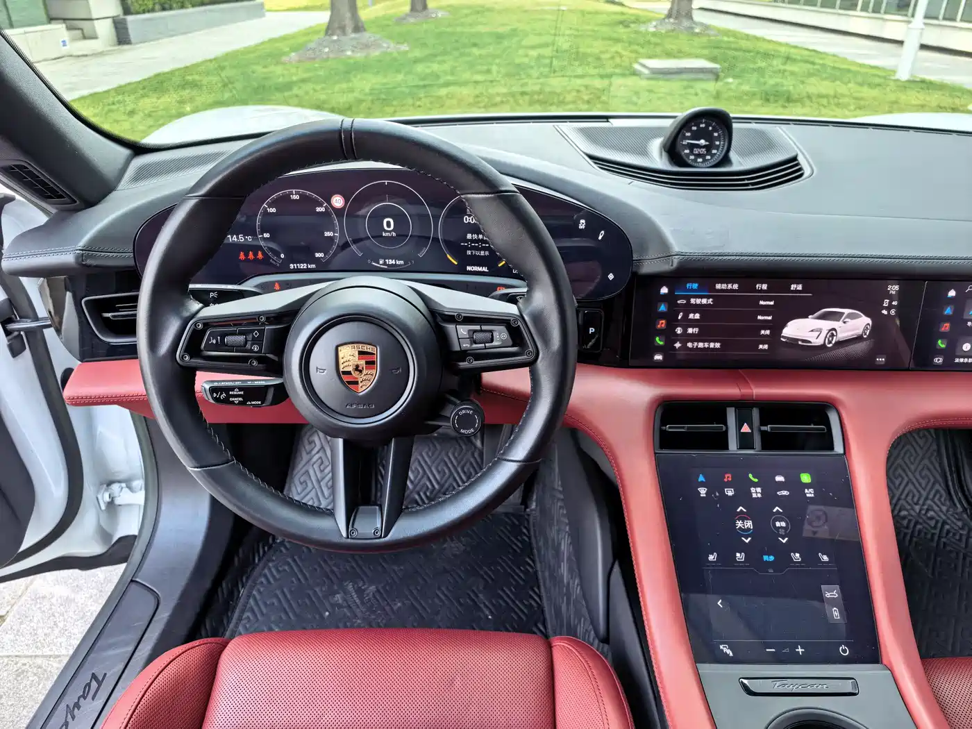 Porsche Taycan 2022 Facelift Taycan фото 38