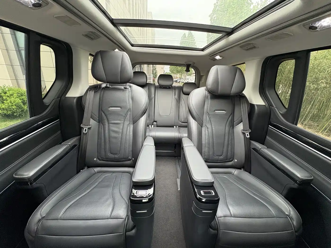 SAIC Maxus Maxus G20 2021 PLUS 2.0T Gasoline Automatic Intelligent Premium Edition фото 19