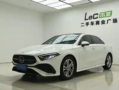 Mercedes-Benz A