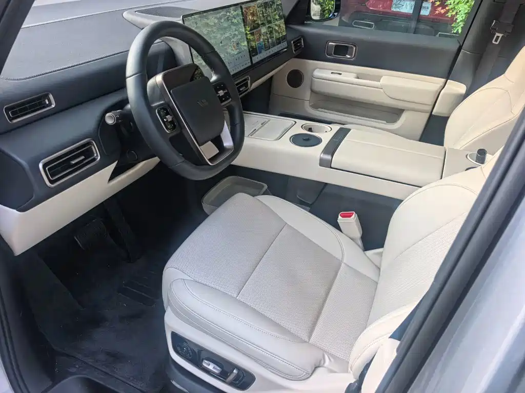 Li Auto MEGA 2025 2025 Ultra Smart Renewal Edition