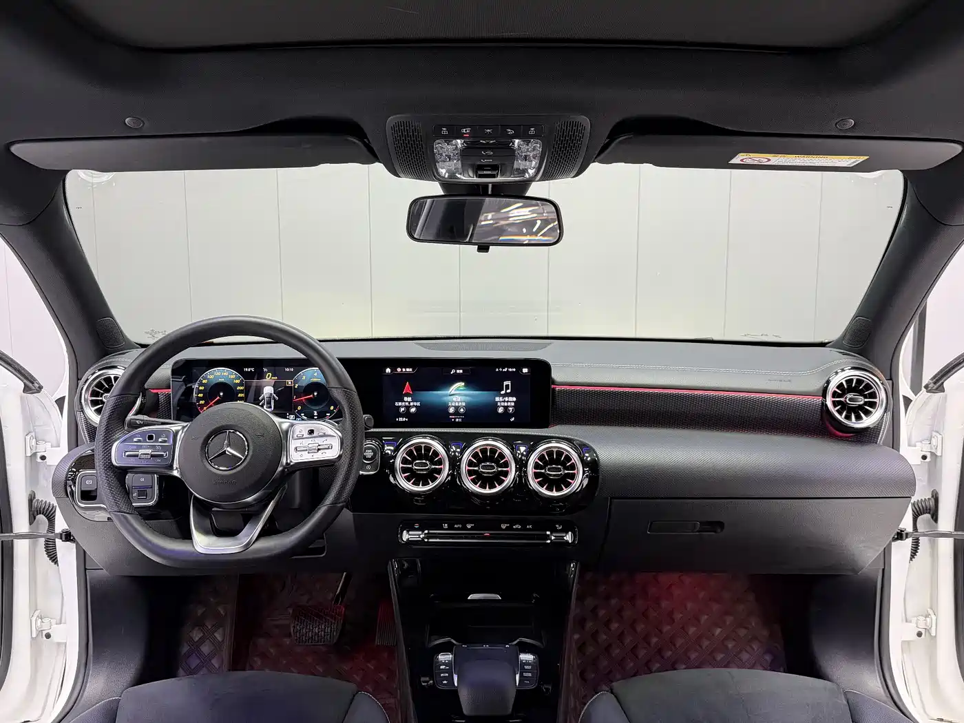 Mercedes-Benz A-Class 2021 A 200 L Sport Sedan Fashion Edition фото 8