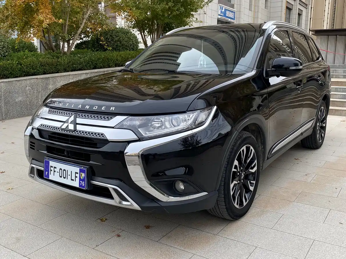 Mitsubishi Outlander 2020 — пригон из Китая
