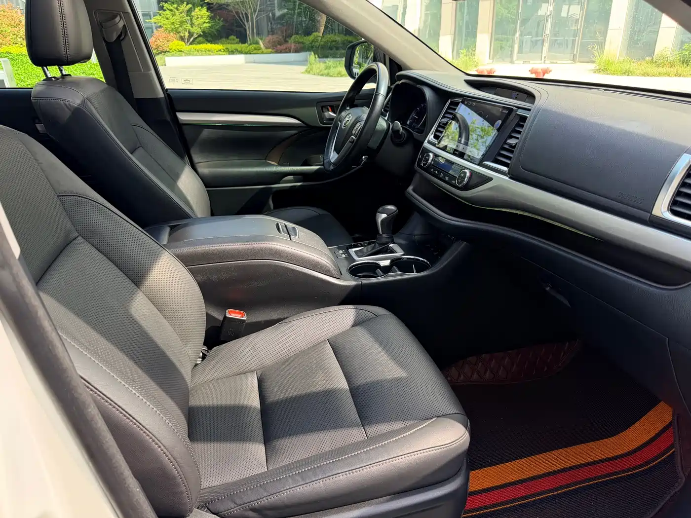 Toyota Highlander 2018 2.0T 4WD Luxury 7-seater (China V) фото 20