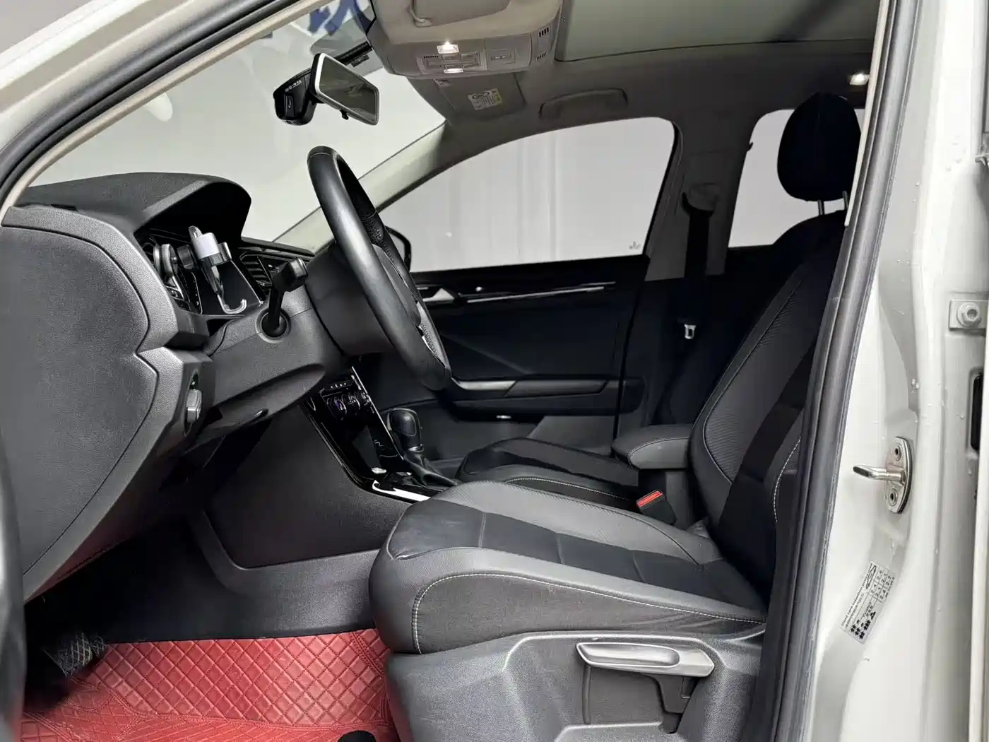 Volkswagen T-ROC 2021 280TSI DSG 2WD Comfort Connected фото 5