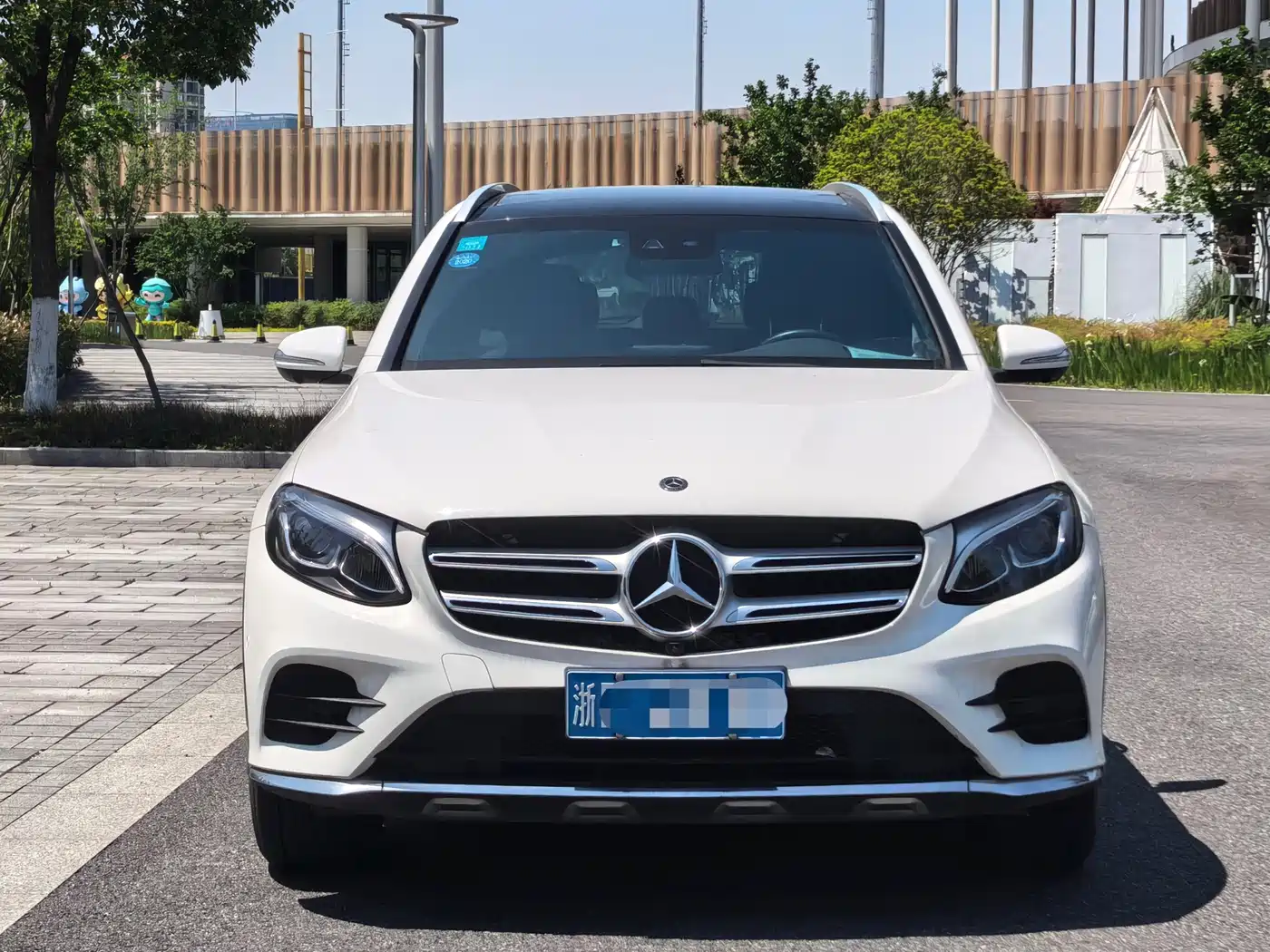 Mercedes-Benz GLC 2019 GLC 260 L 4MATIC Luxury фото 2