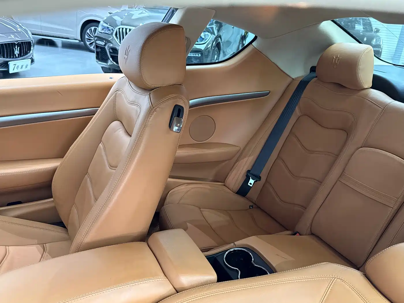 Maserati GranTurismo 2015 2007 4.2L Standard