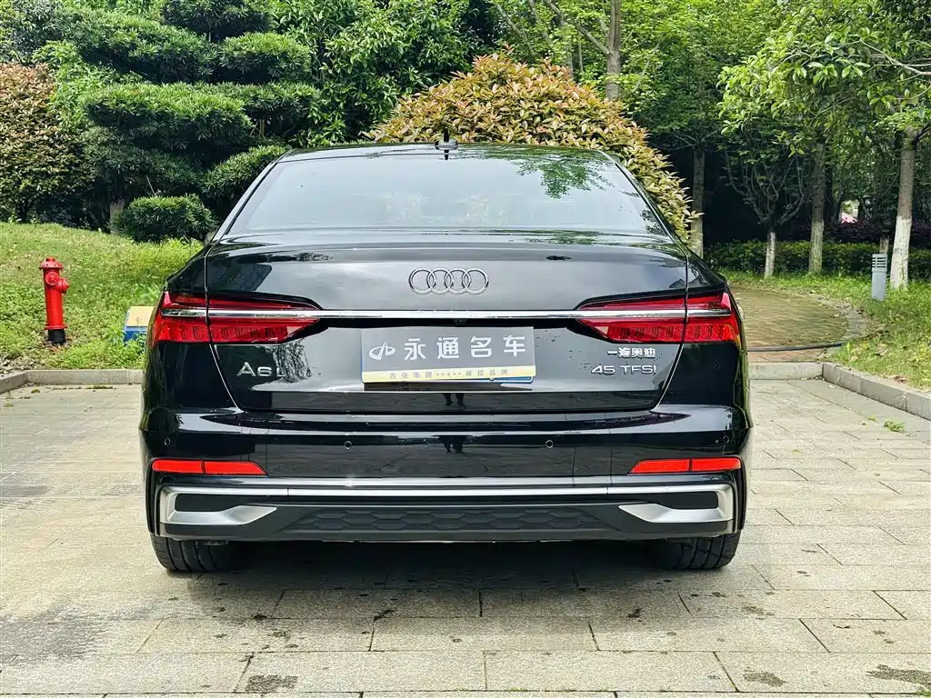 Audi A6L 2025 45 TFSI Premium Sport фото 17