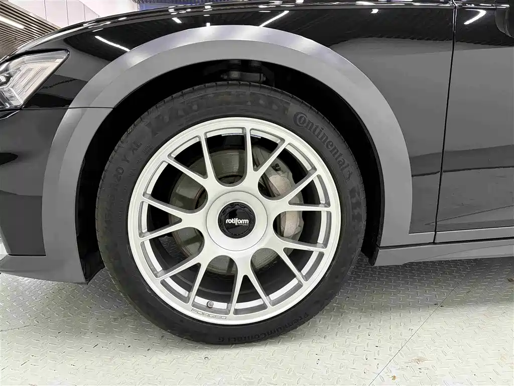 Audi A6 (Import) 2021 allroad quattro Explorer 55 TFSI Premium Off-road фото 10