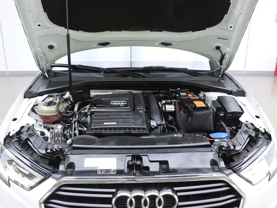 Audi A3 2018 30th Anniversary Limousine 35 TFSI Progressive фото 29