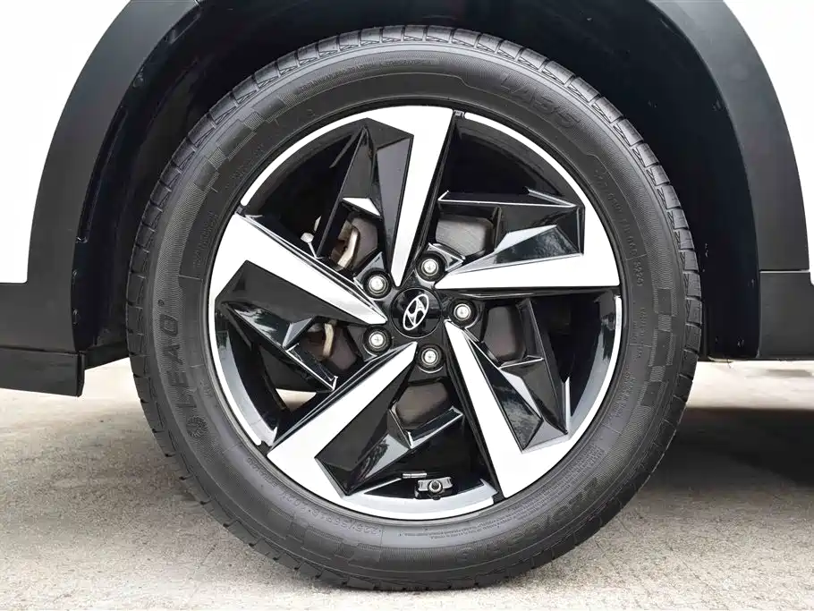 Hyundai Beijing Hyundai ix35 2021 240TGDi DCT 2WD GLS Leading Edition фото 19