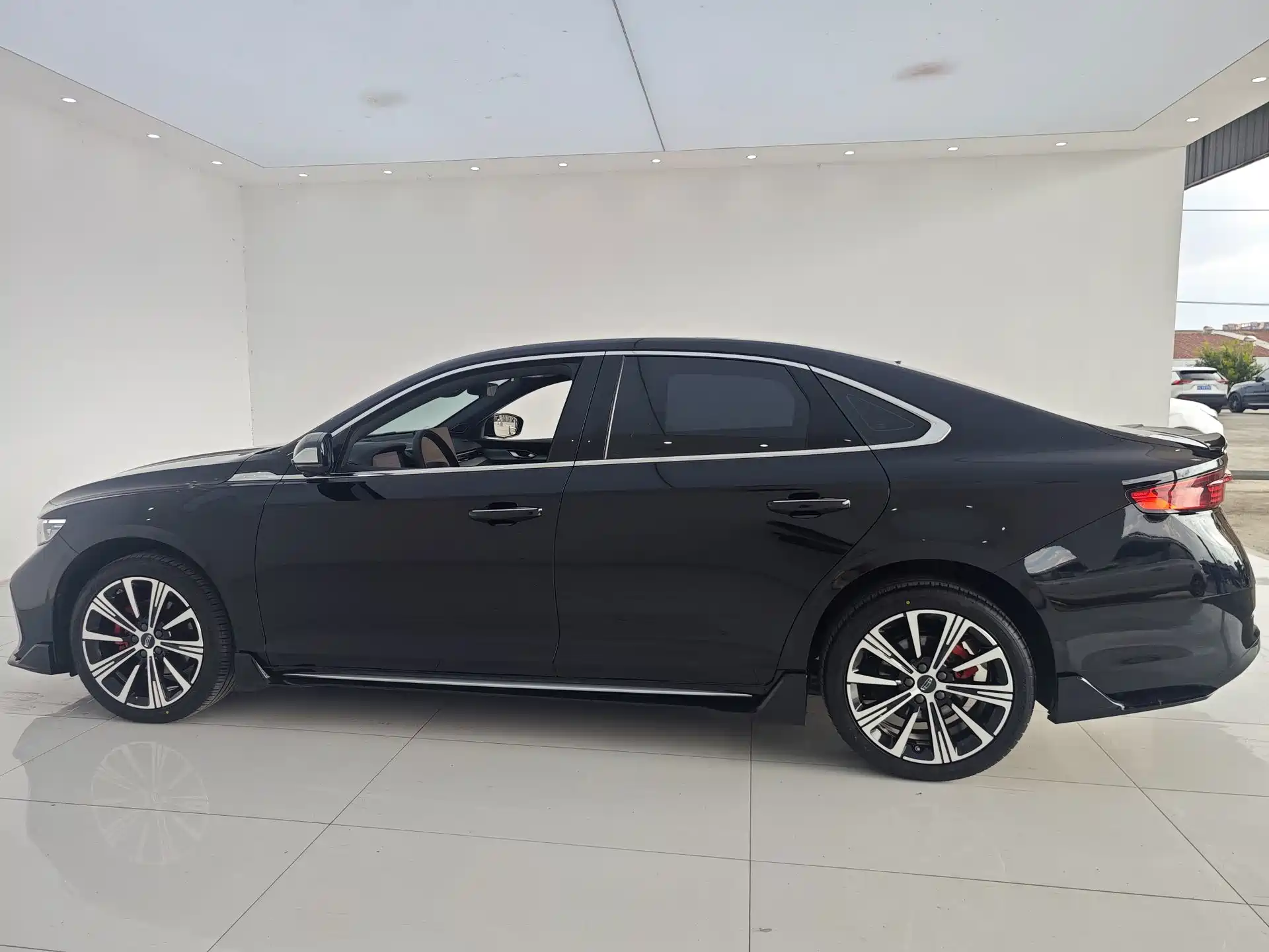 Фото 27 - Geely Preface