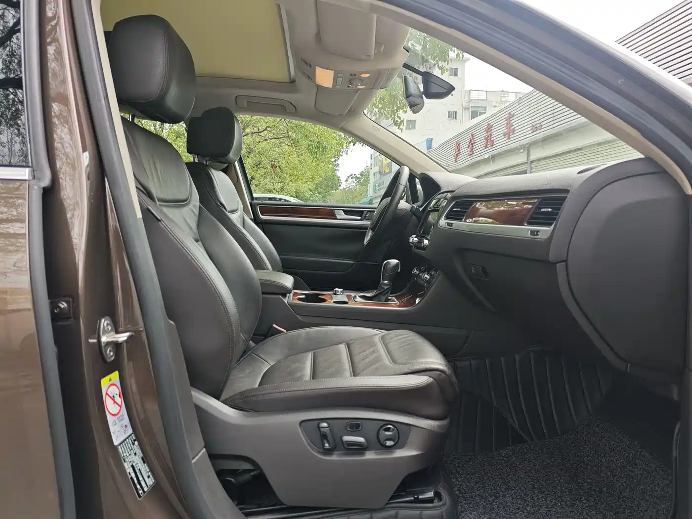 Volkswagen Touareg 2015 3.0TSI Standard Edition фото 7