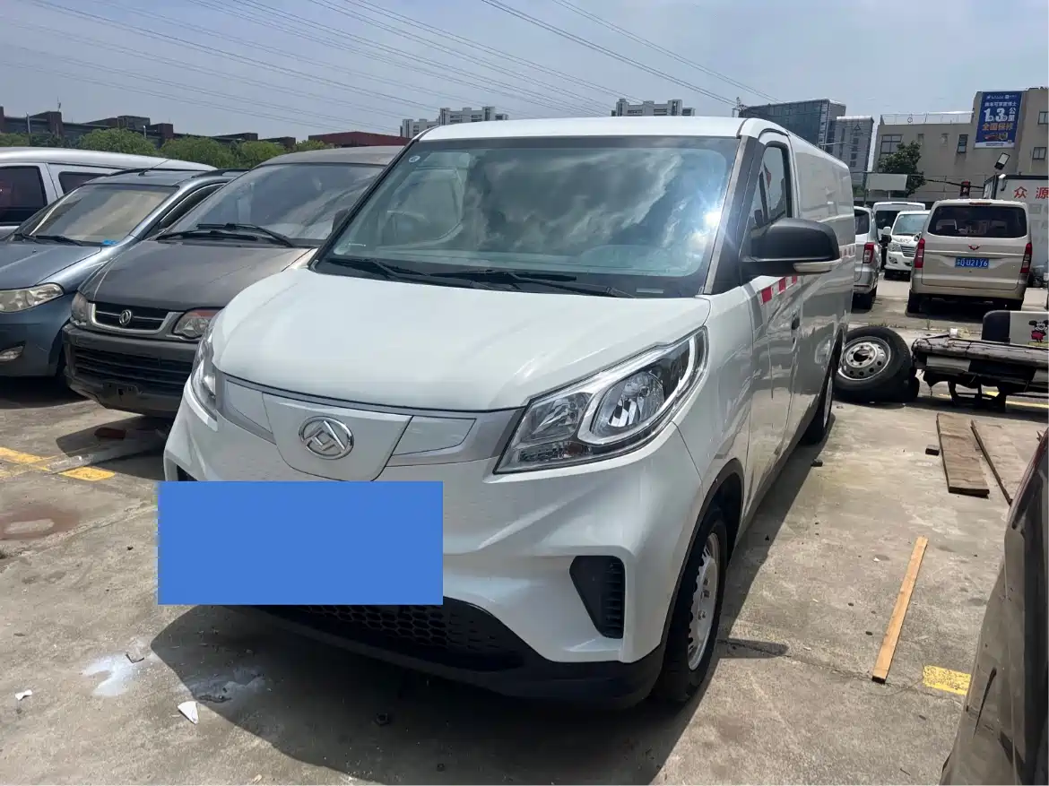 Фото 2 - Maxus Maxus EV30