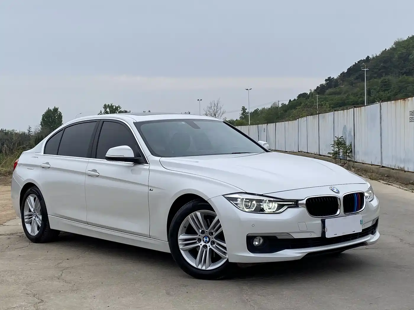 BMW 3 Series 2017 320Li Fashion фото 3
