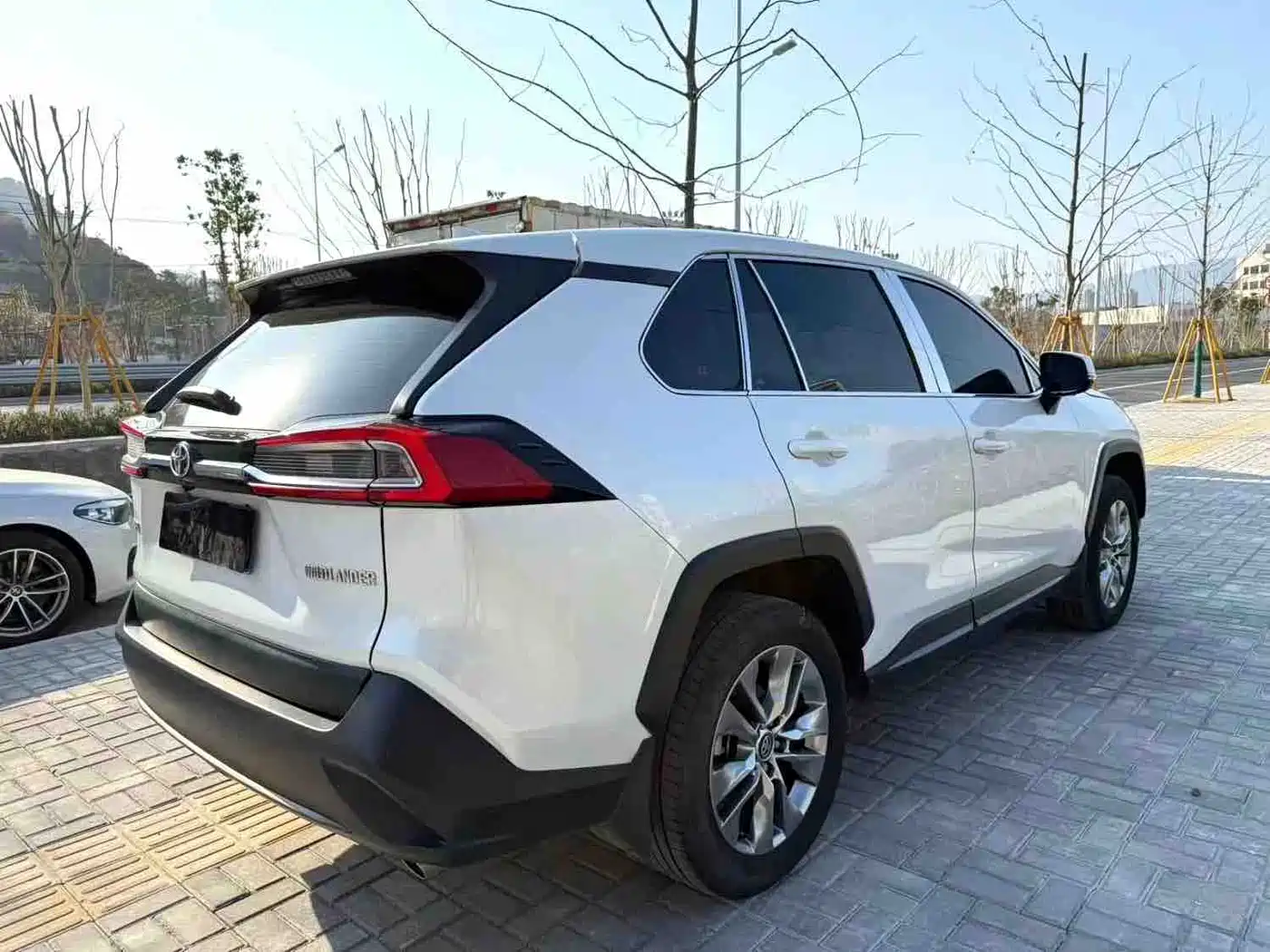 Toyota Wildlander 2023 2023 2.0L CVT FWD LE