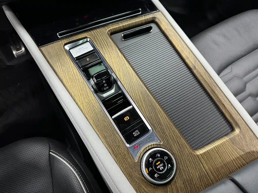 Volkswagen Teramont 2021 Teramont X 380TSI 4WD Premium Luxury Edition фото 12