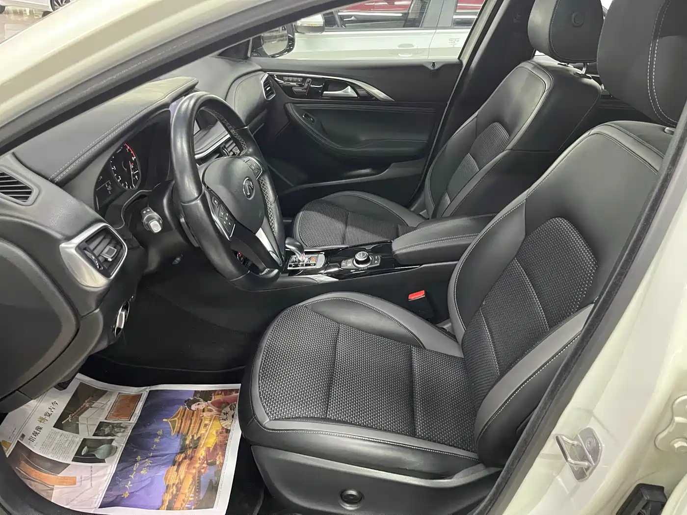 Infiniti QX30 2018 2017 Model 1.6T 2WD Sport