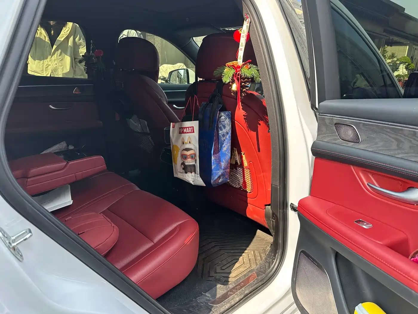 AITO Wenjie AITO M5 2023 Extended Range AWD Smart Drive Edition фото 5